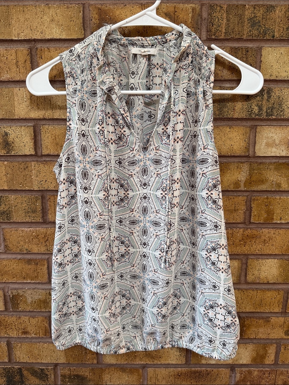Maurices Printed Tie-Neck Sleeveless Camisole in Cream and Mint
